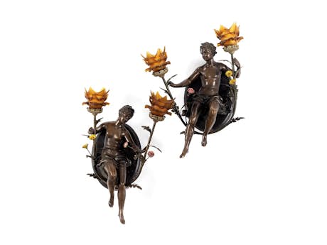 Paar bronzierte Wandappliken mit Blütendekor