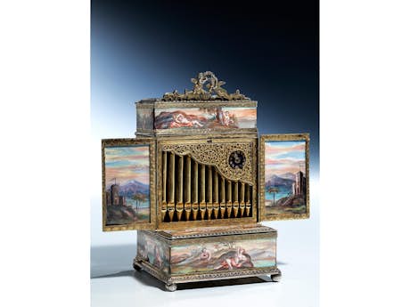 Wiener Emailkästchen in Form eines Orgelschreins