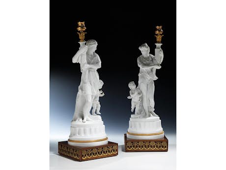 Paar klassizistische Biskuitporzellanfiguren als Kerzenhalter