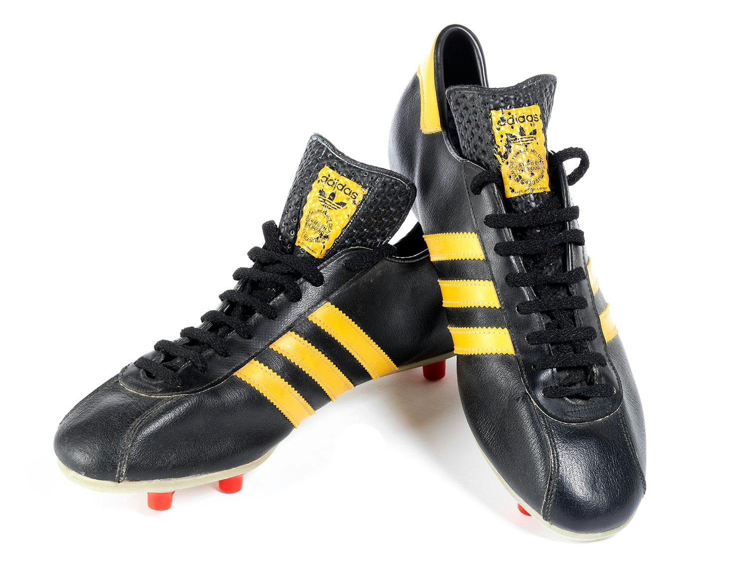 Adidas store fußballschuhe beckenbauer