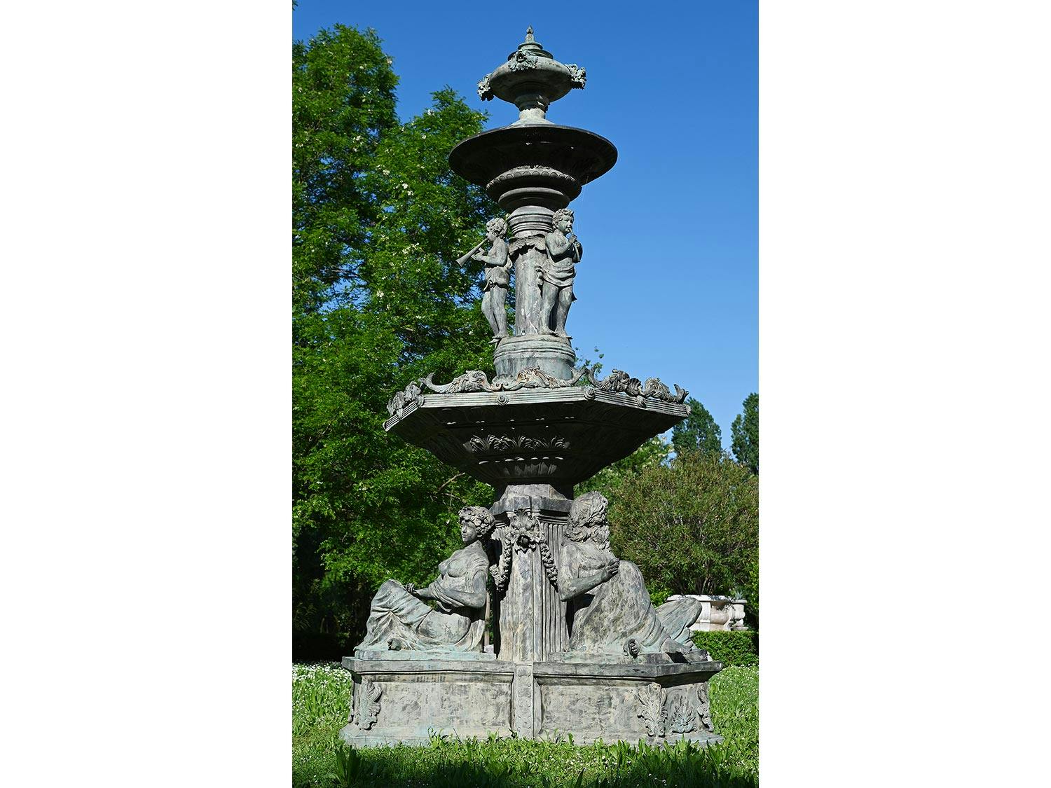 Detailabbildung: Großer Parkbrunnen
