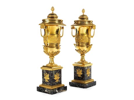 Paar französische Empire-Brûle Parfum-Vasen
