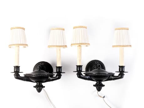 Paar Wandlampen im klassizistischen Stil