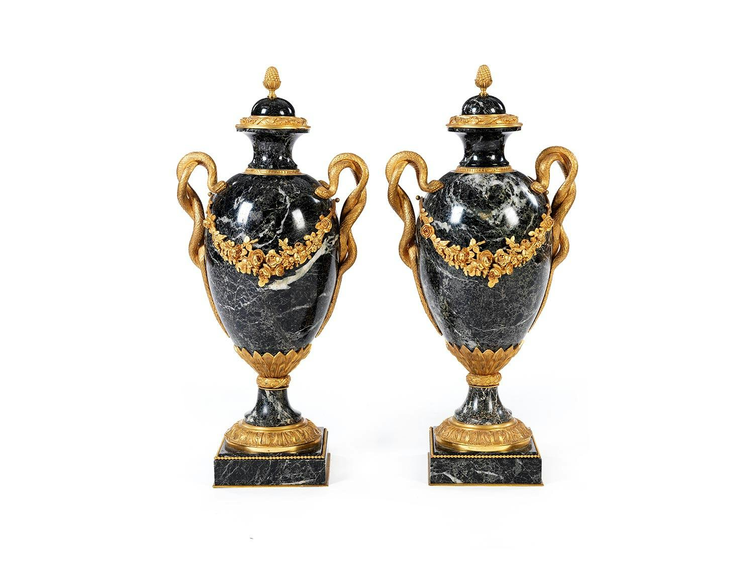 Paar Vasen im Empire-Stil | HAMPEL Fine Art Auctions 26.09.2024