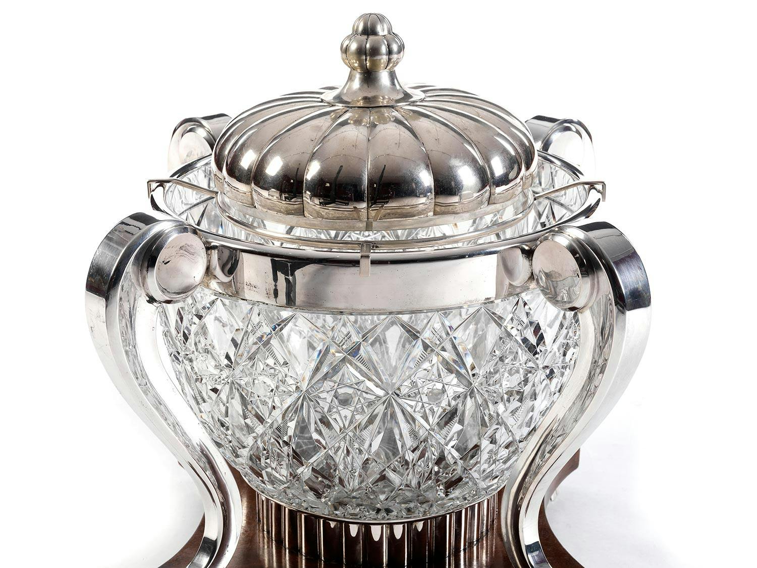 Detailabbildung: Jugendstil-Bowle