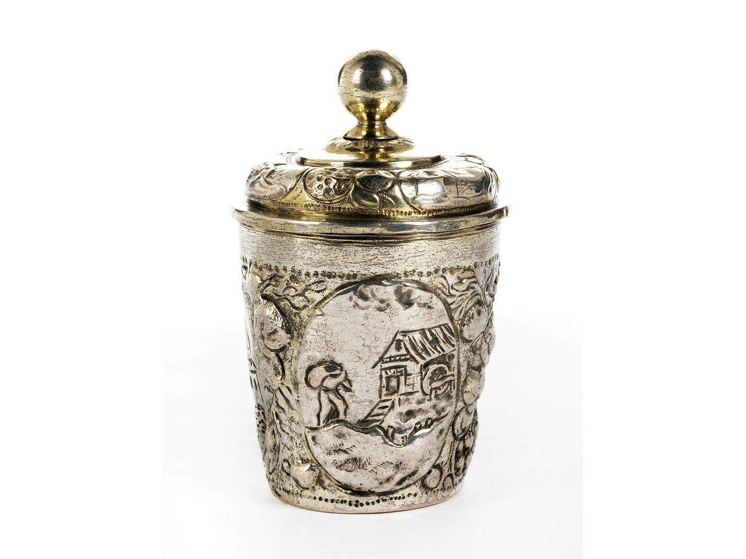 Detailabbildung: Barocker Deckelbecher