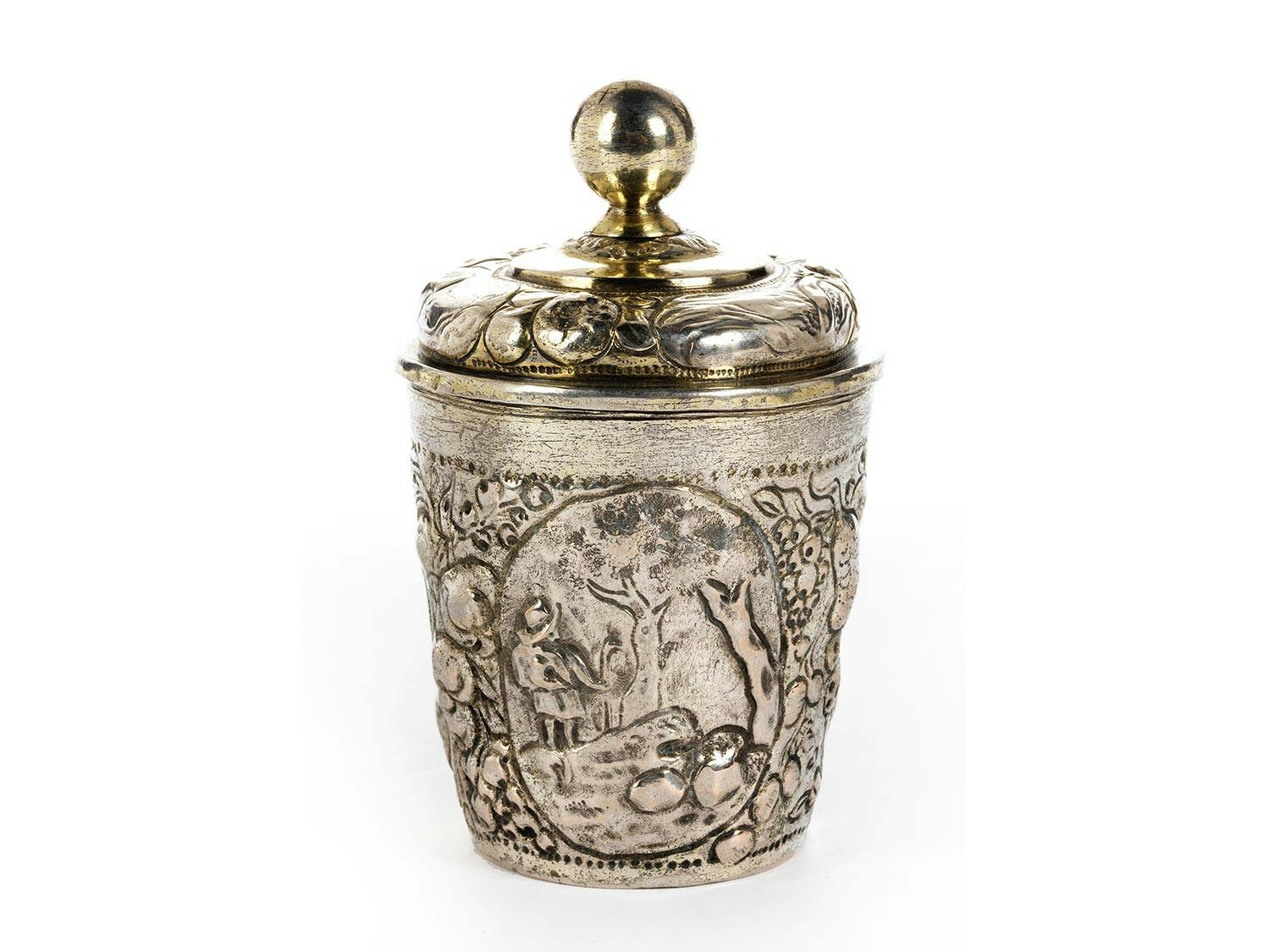 Detailabbildung: Barocker Deckelbecher