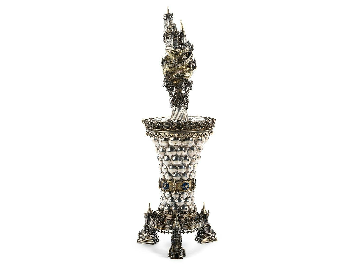 Pokal im Renaissance-Stil