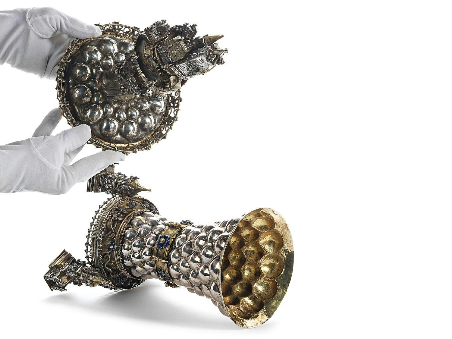 Detailabbildung: Pokal im Renaissance-Stil