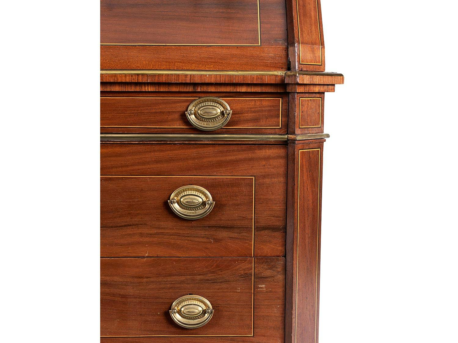 Detailabbildung: Bedeutender Dresdner Schreibsekretär