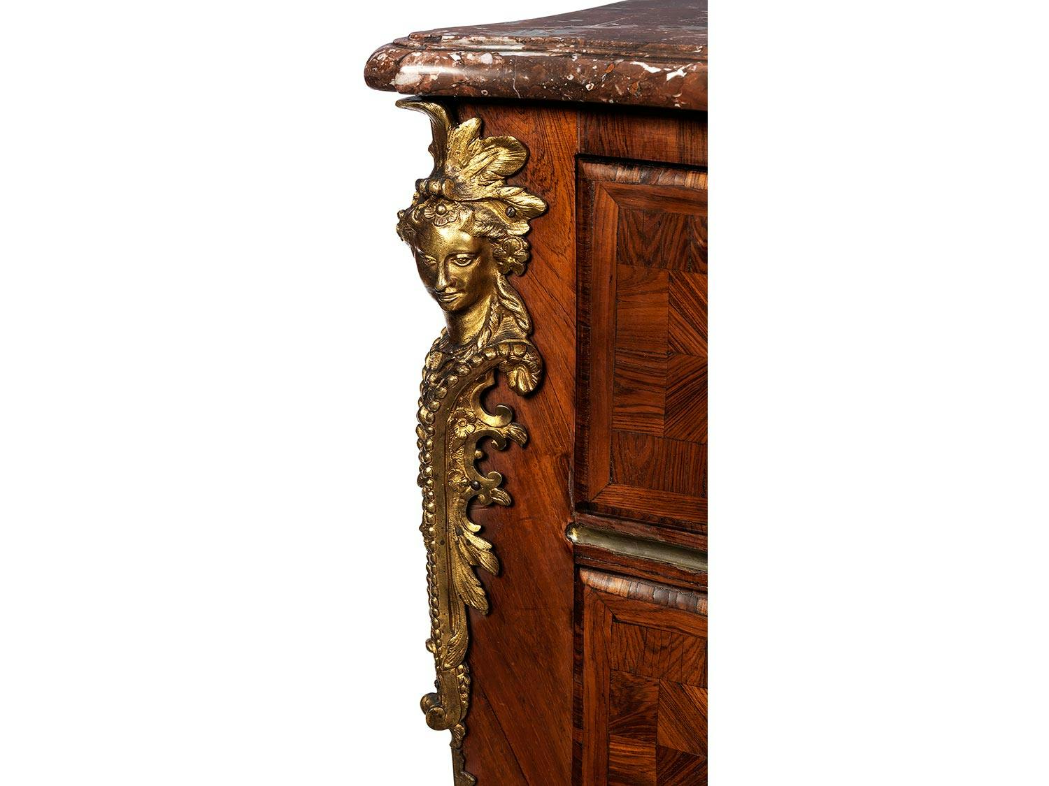 Detailabbildung: Elegante und bedeutende Régence-Kommode