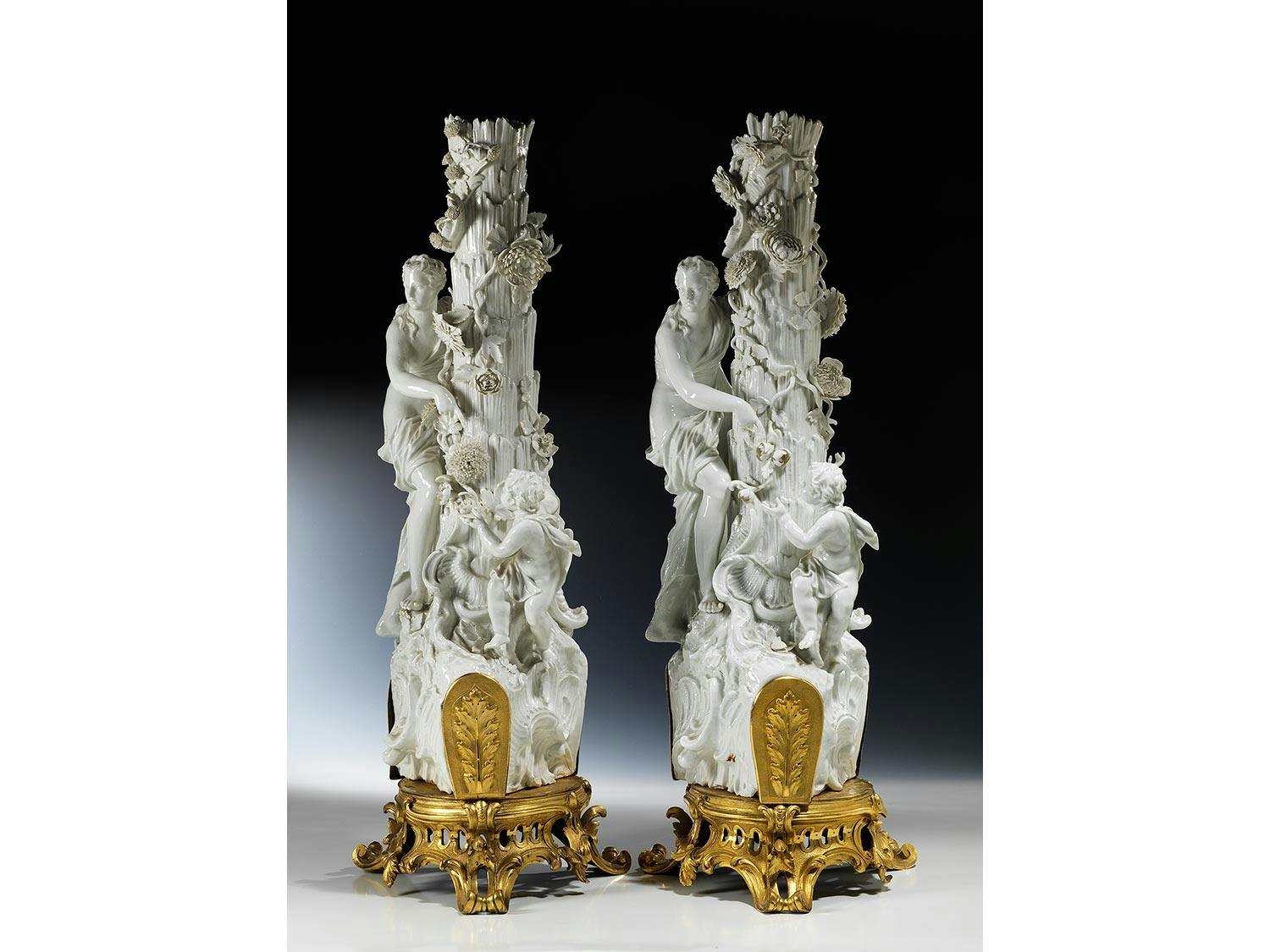 Paar seltene Porzellanobjekte