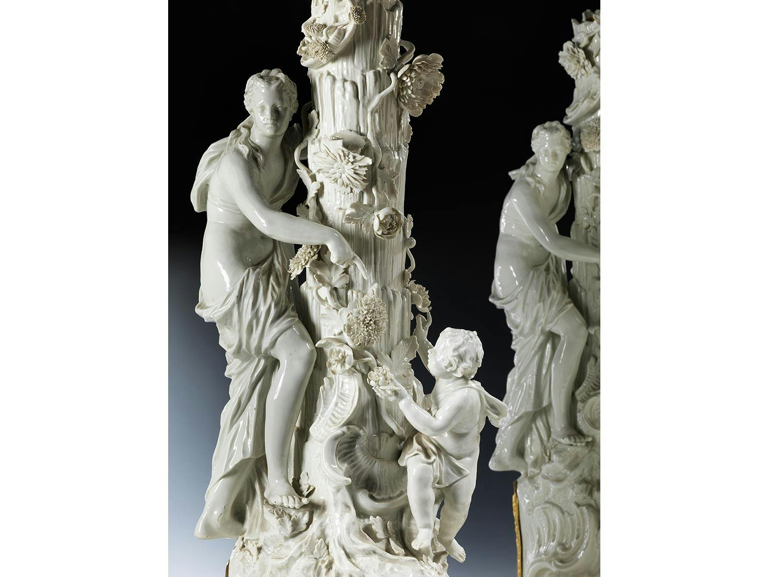 Detailabbildung: Paar seltene Porzellanobjekte