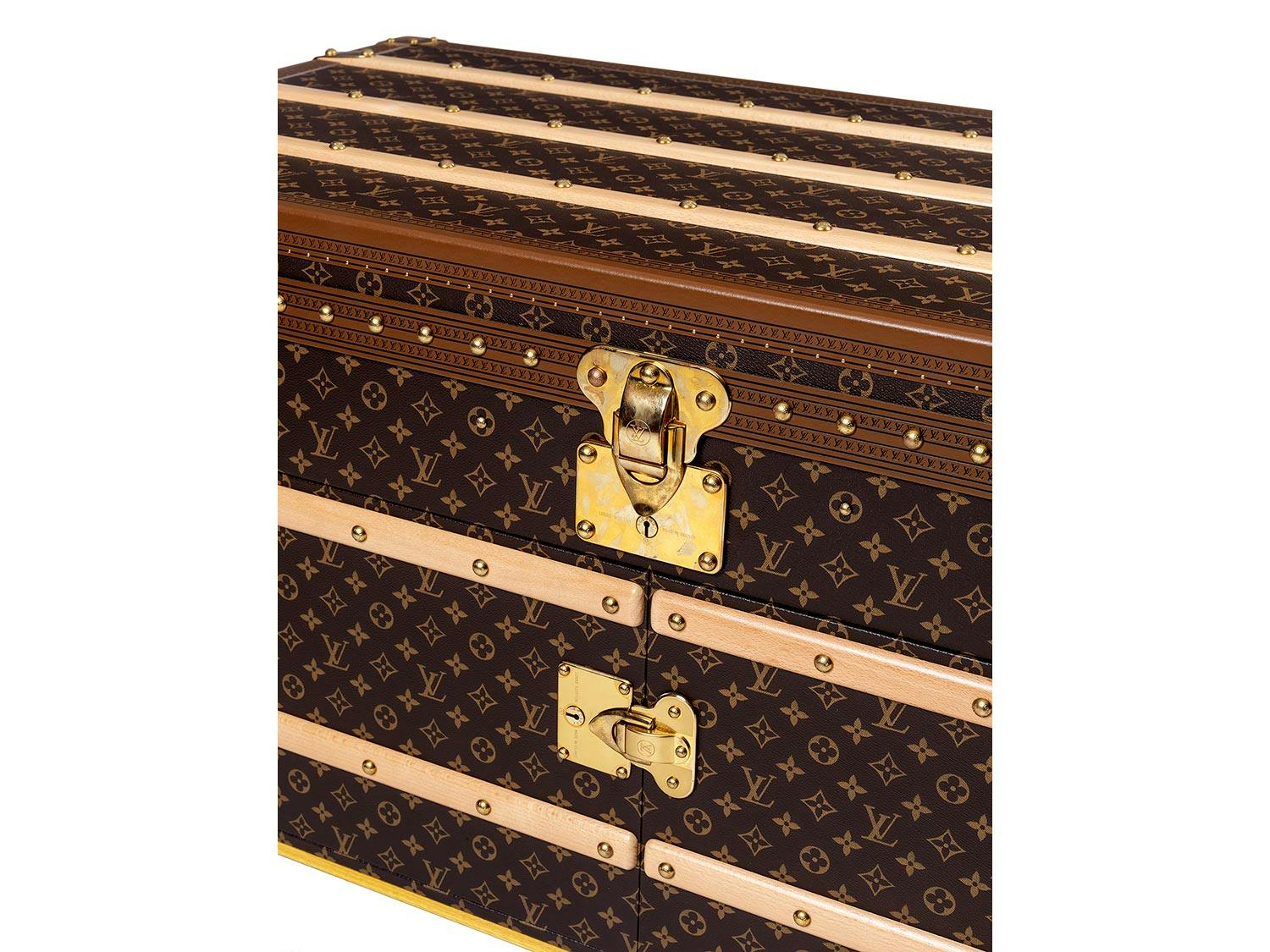 Detailabbildung: Louis Vuitton – Malle Courrier Tiroirs 2022