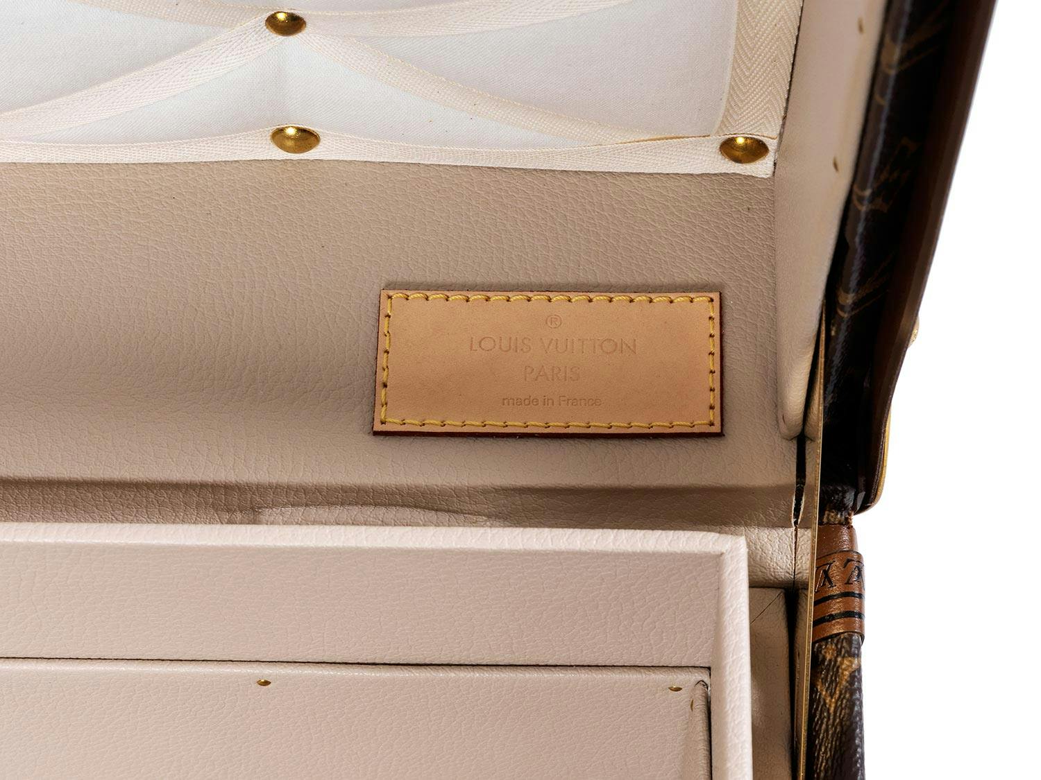 Detailabbildung: Louis Vuitton – Malle Courrier Tiroirs 2022