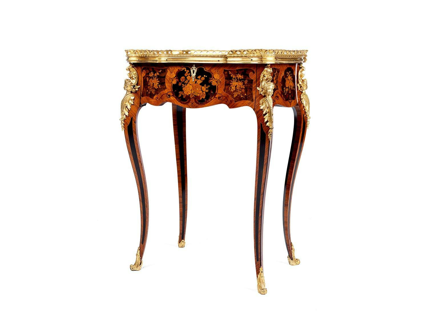 Detailabbildung: Napoleon III-Salontisch