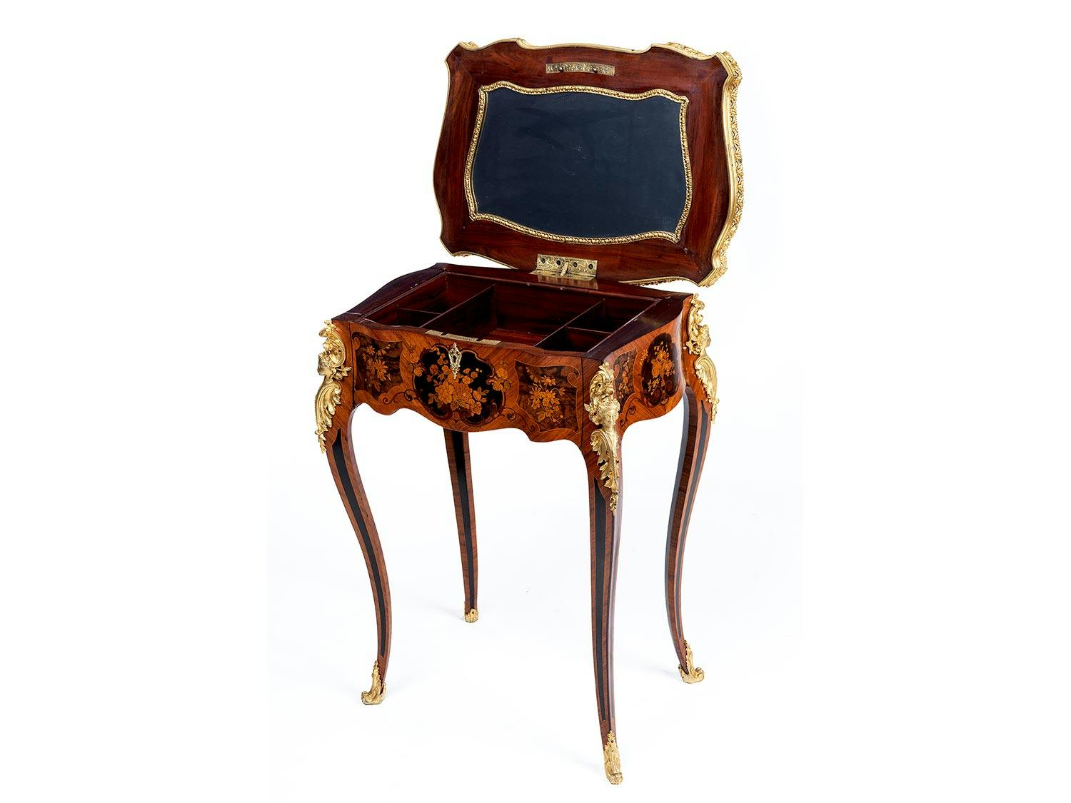 Detailabbildung: Napoleon III-Salontisch