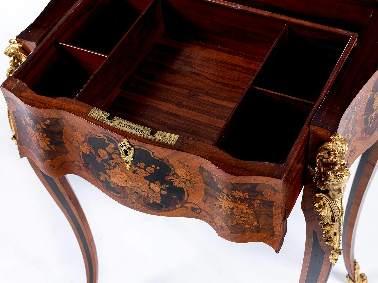 Detailabbildung: Napoleon III-Salontisch