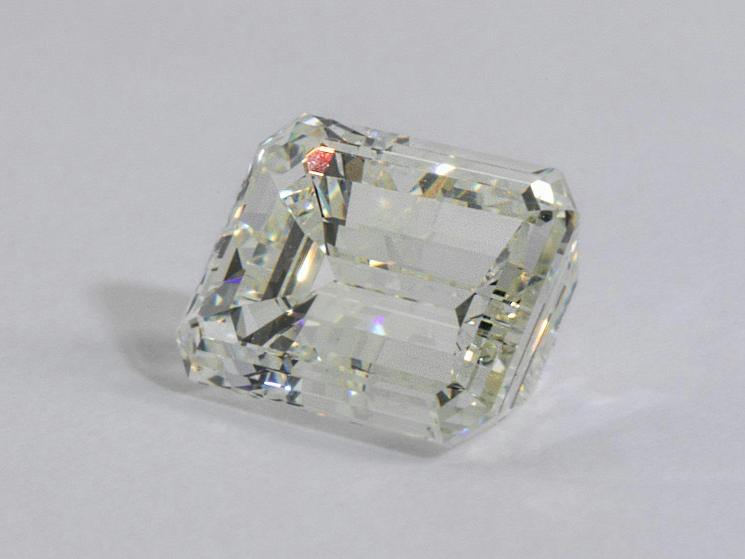 Detailabbildung: Loser Diamant im Smaragdschliff, 2,57 ct