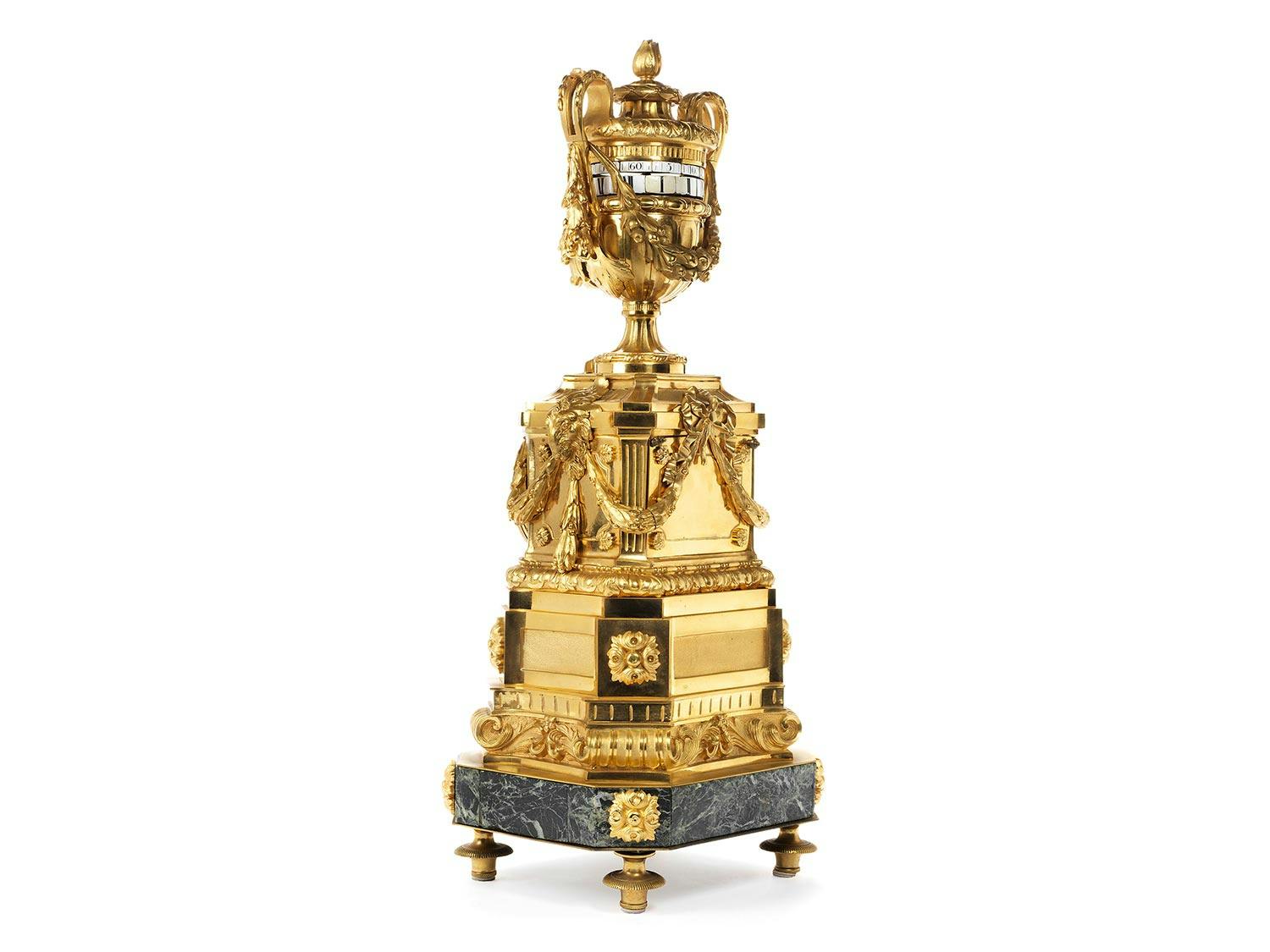 Detailabbildung: Außergewöhnliche große Salonuhr mit Kalender-Komplikation