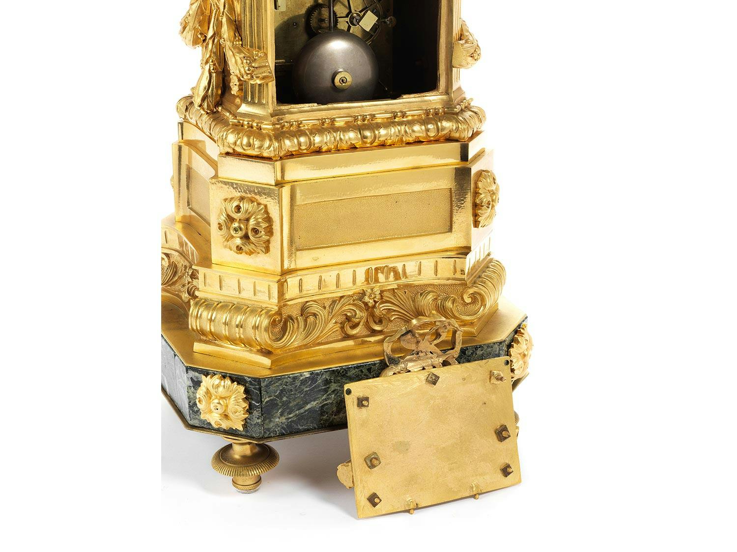 Detailabbildung: Außergewöhnliche große Salonuhr mit Kalender-Komplikation