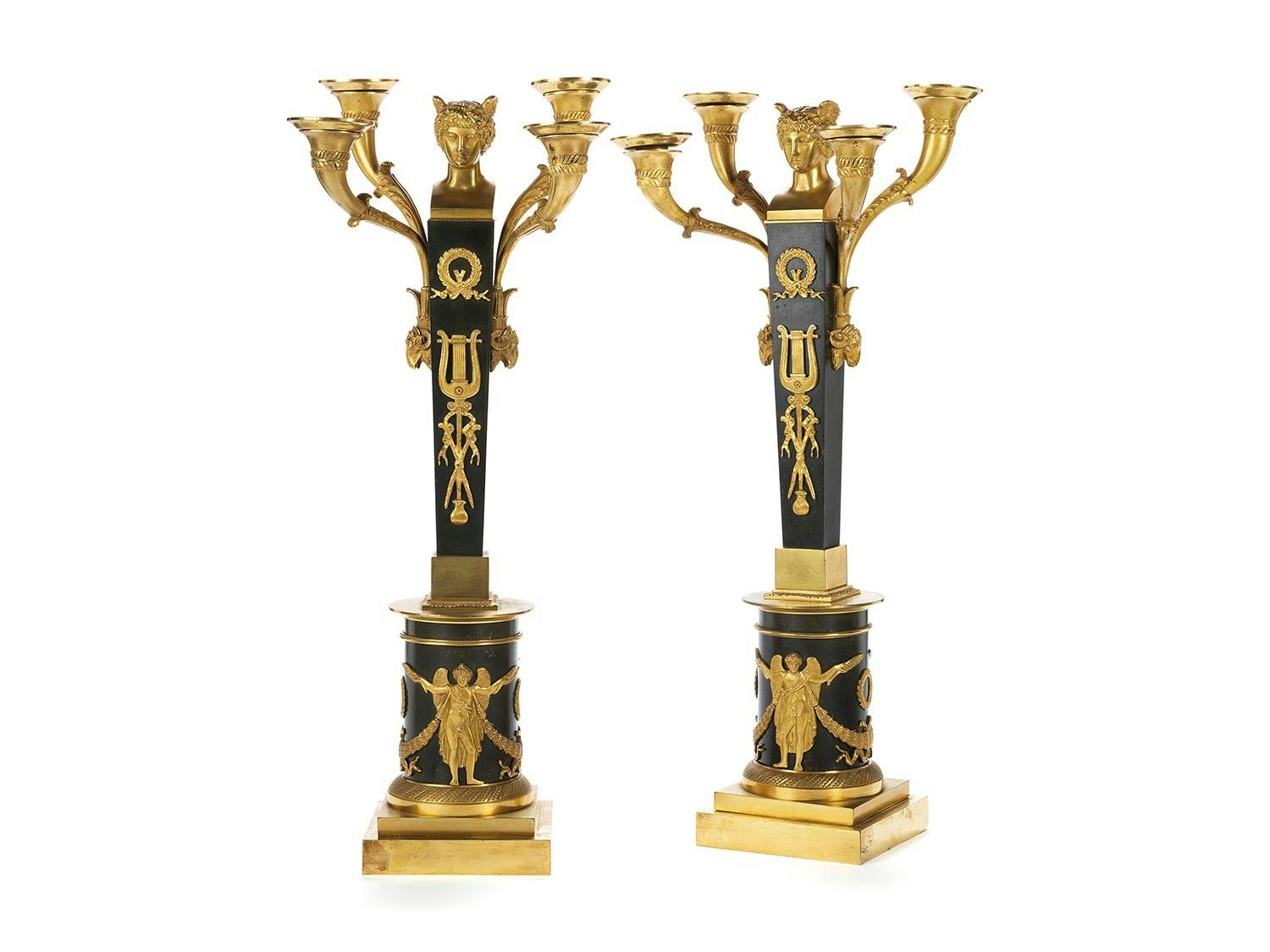 Paar attraktive große klassizistische Kerzenleuchter