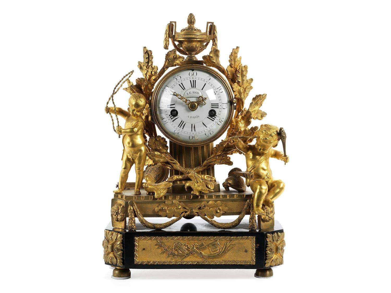 Detailabbildung: Louis XVI-Kaminuhr