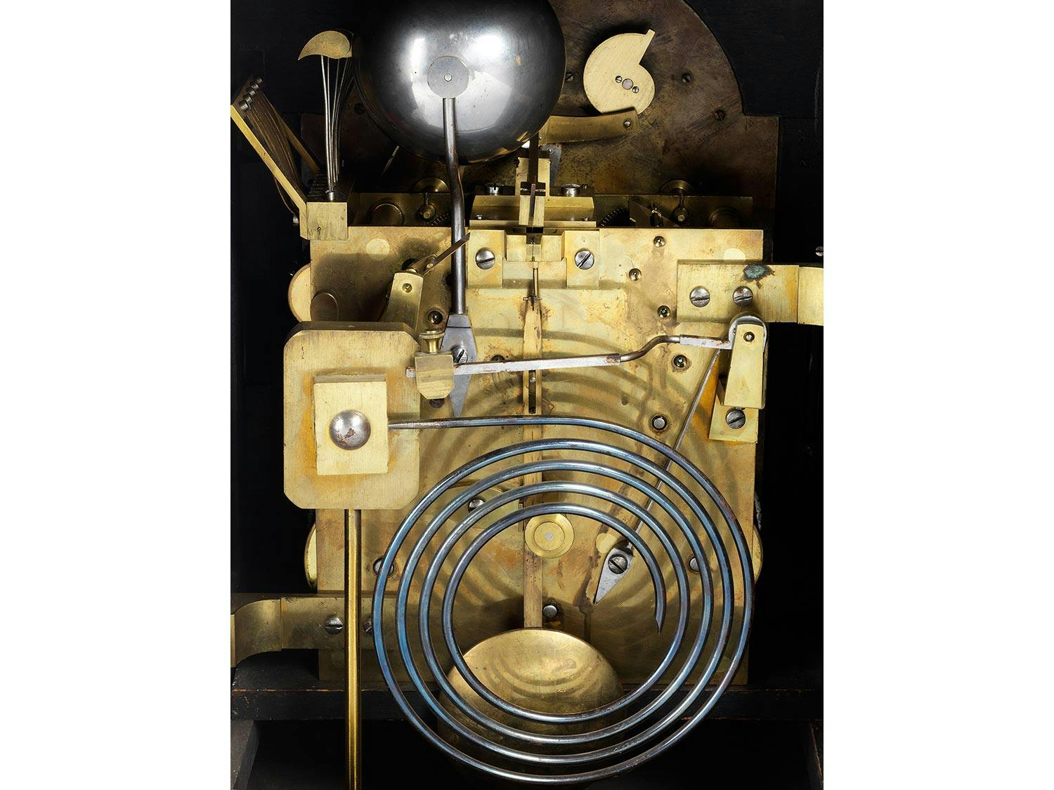 Detailabbildung: Große Stockuhr mit Carillon