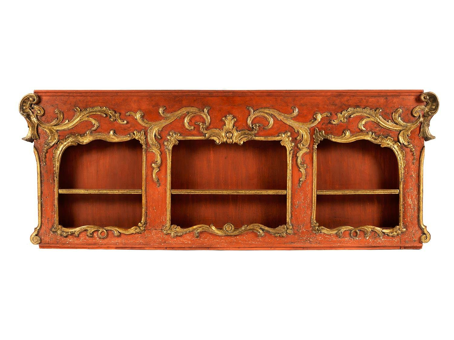 Detailabbildung: Wandregal im Rokoko-Stil