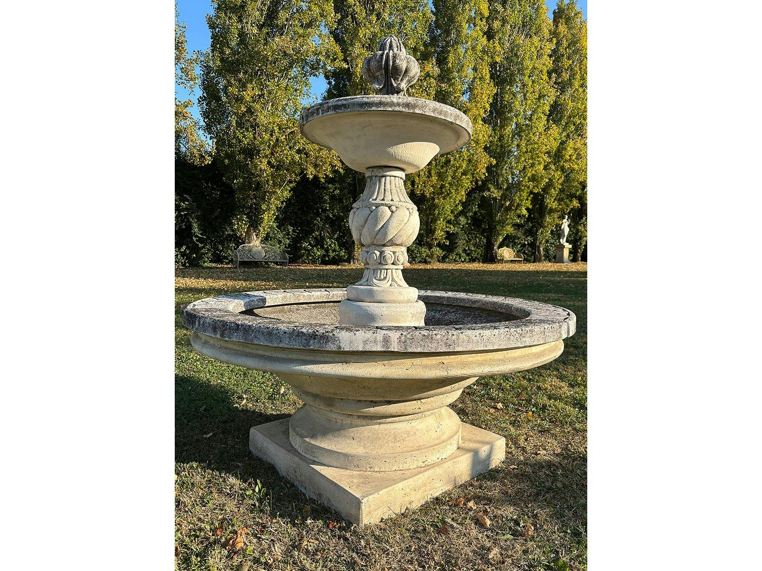 Detailabbildung: Runder Parkbrunnen