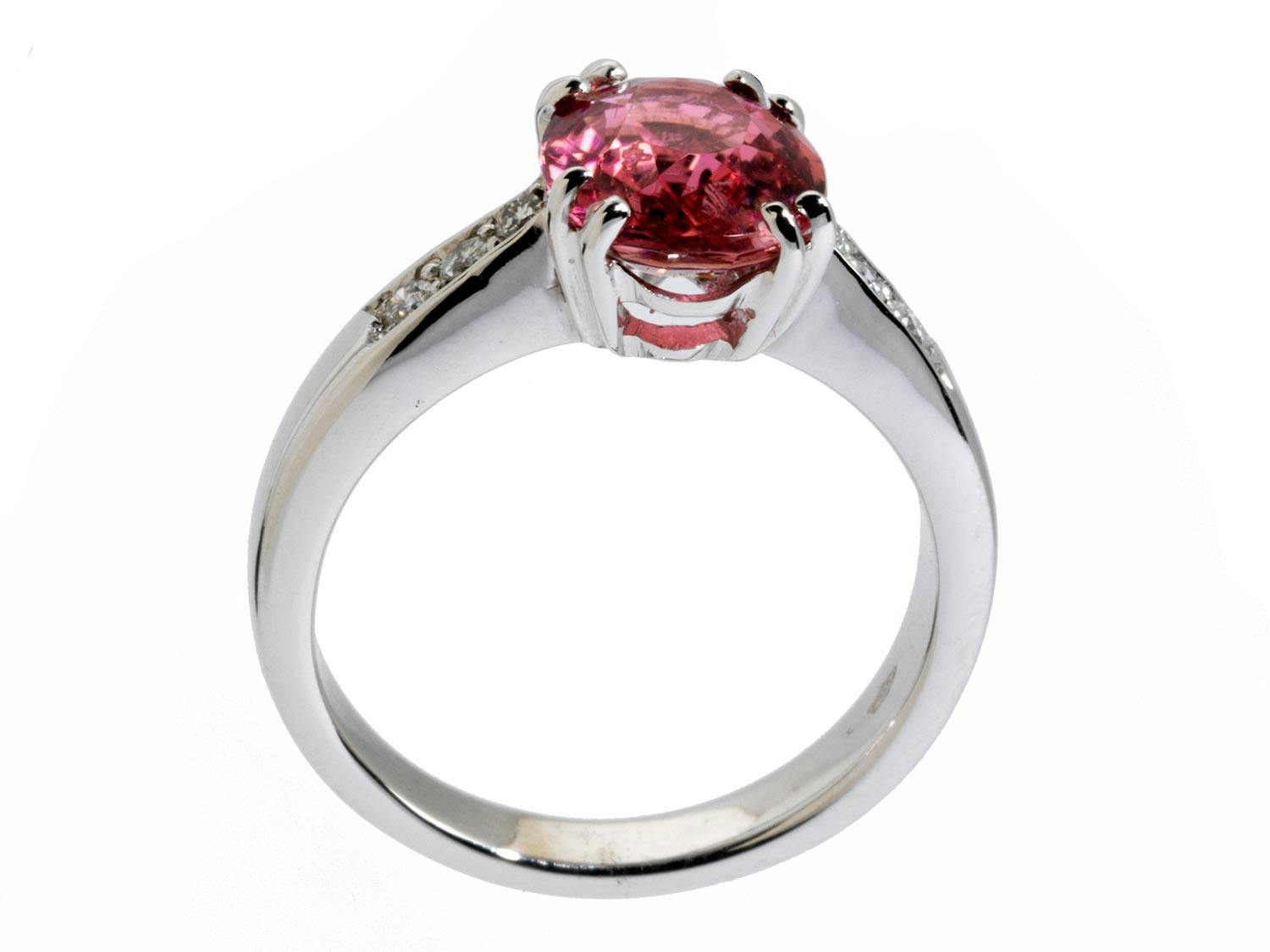 Detailabbildung: Rubellit-Brillantring