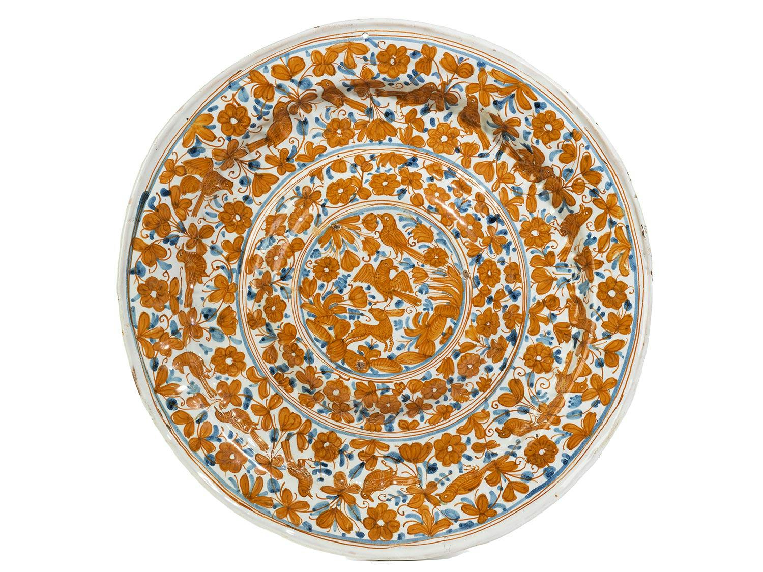 Große Majolika-Platte