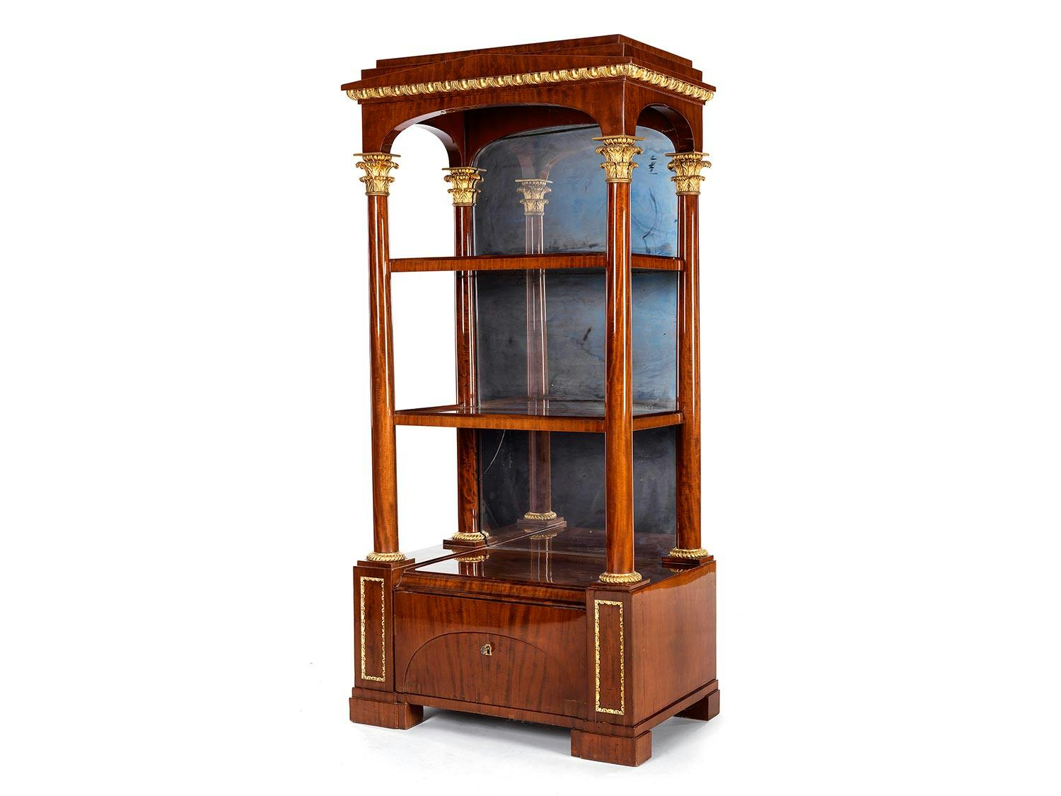 Detailabbildung: Sammlungsmöbel des Spätempire