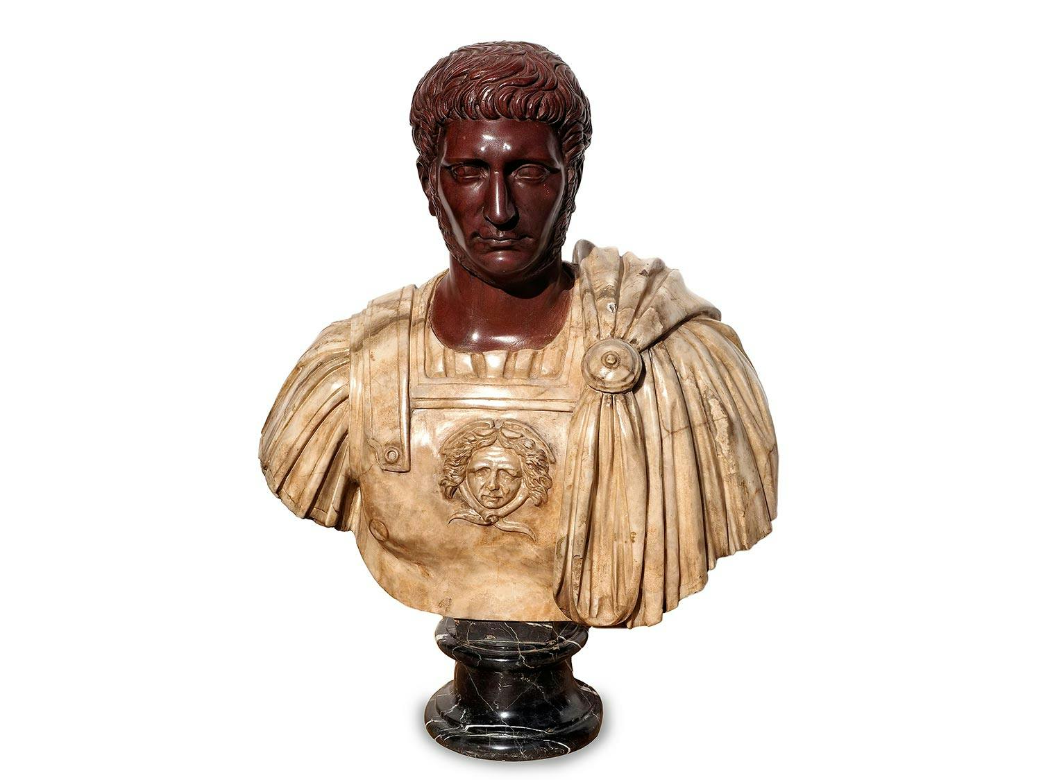 Detailabbildung: Büsten des Marc Aurel und des Nero