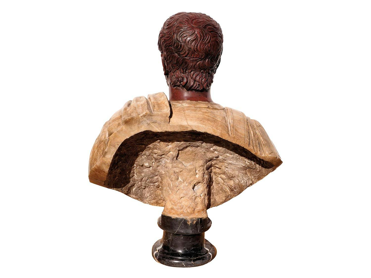 Detailabbildung: Büsten des Marc Aurel und des Nero