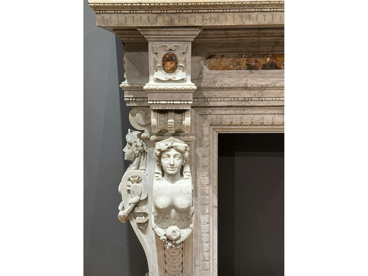 Detailabbildung: Repräsentativer Kamin