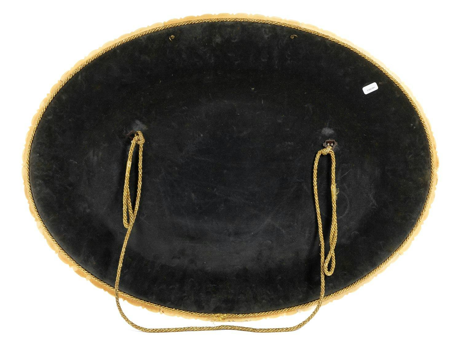 Detailabbildung: Große ovale Elfenbein-Prunkplatte mit Bacchus-Thematik