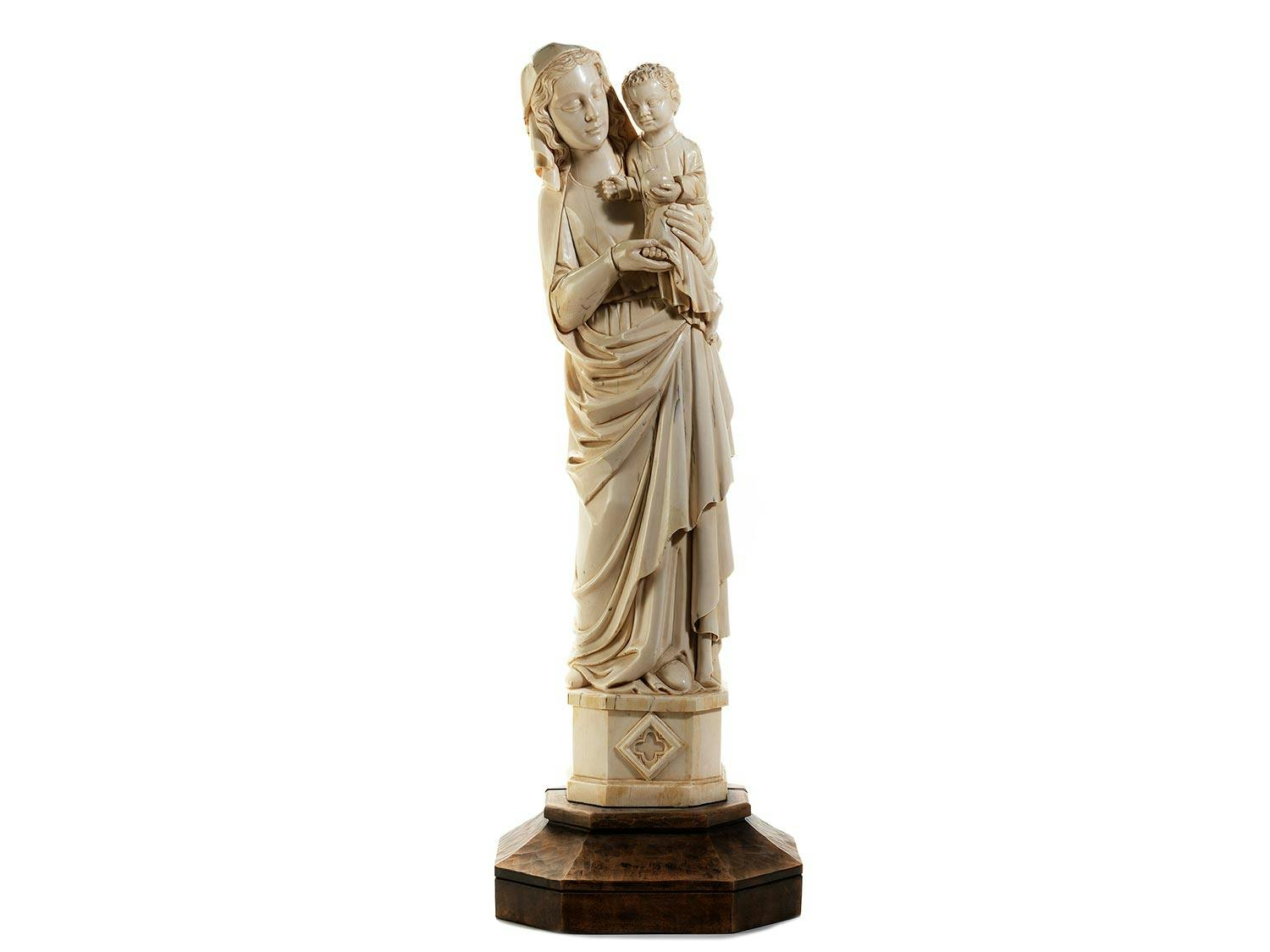 Große Elfenbeingruppe Maria mit dem Kinde