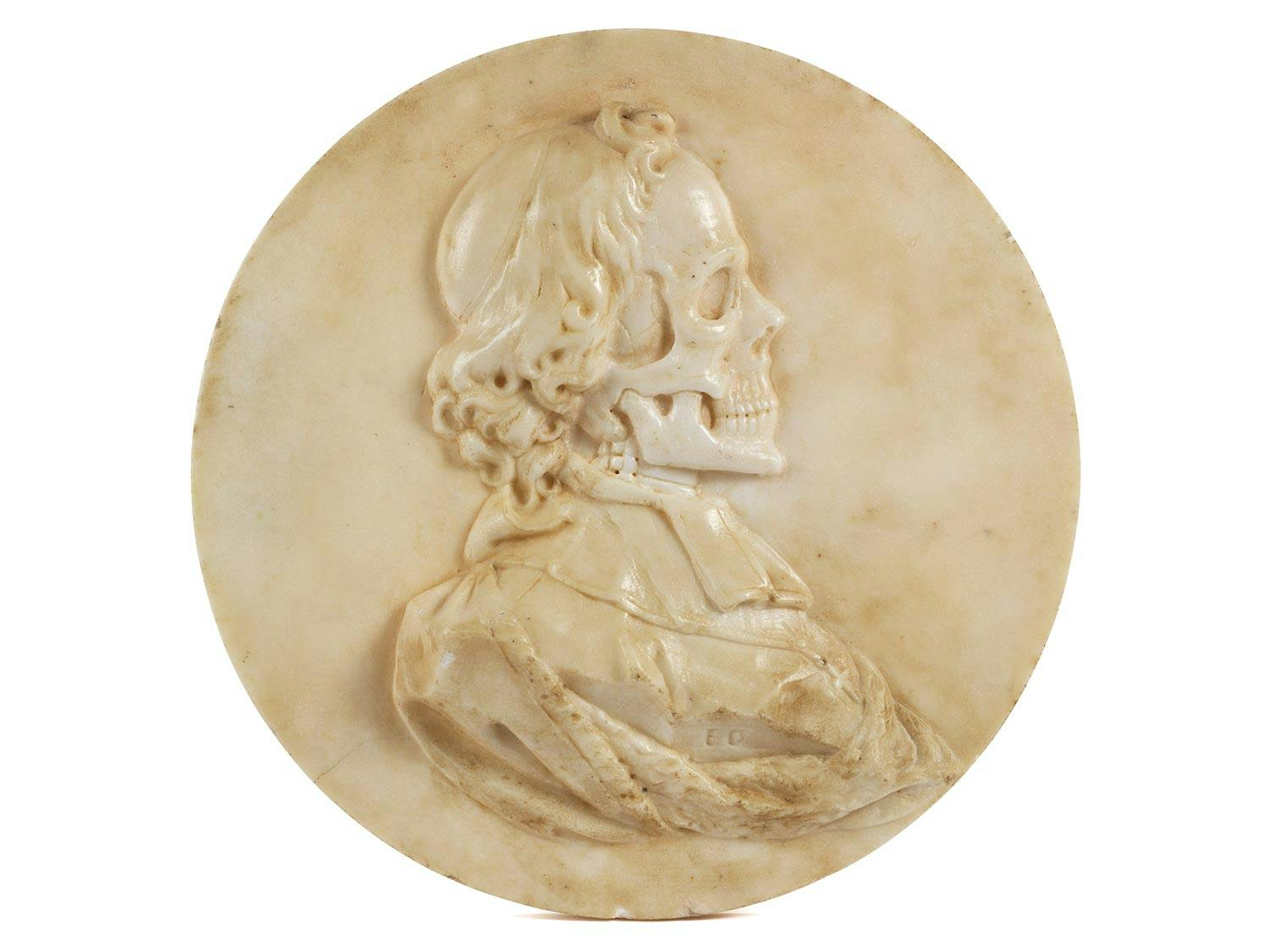 Büste eines Klerikers in Memento mori-Darstellung