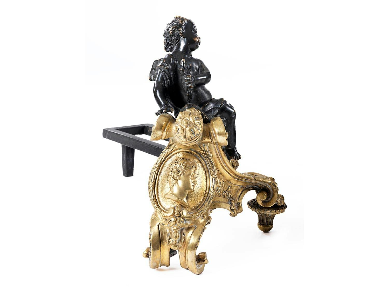 Detailabbildung: Paar Chenets mit Amoretten