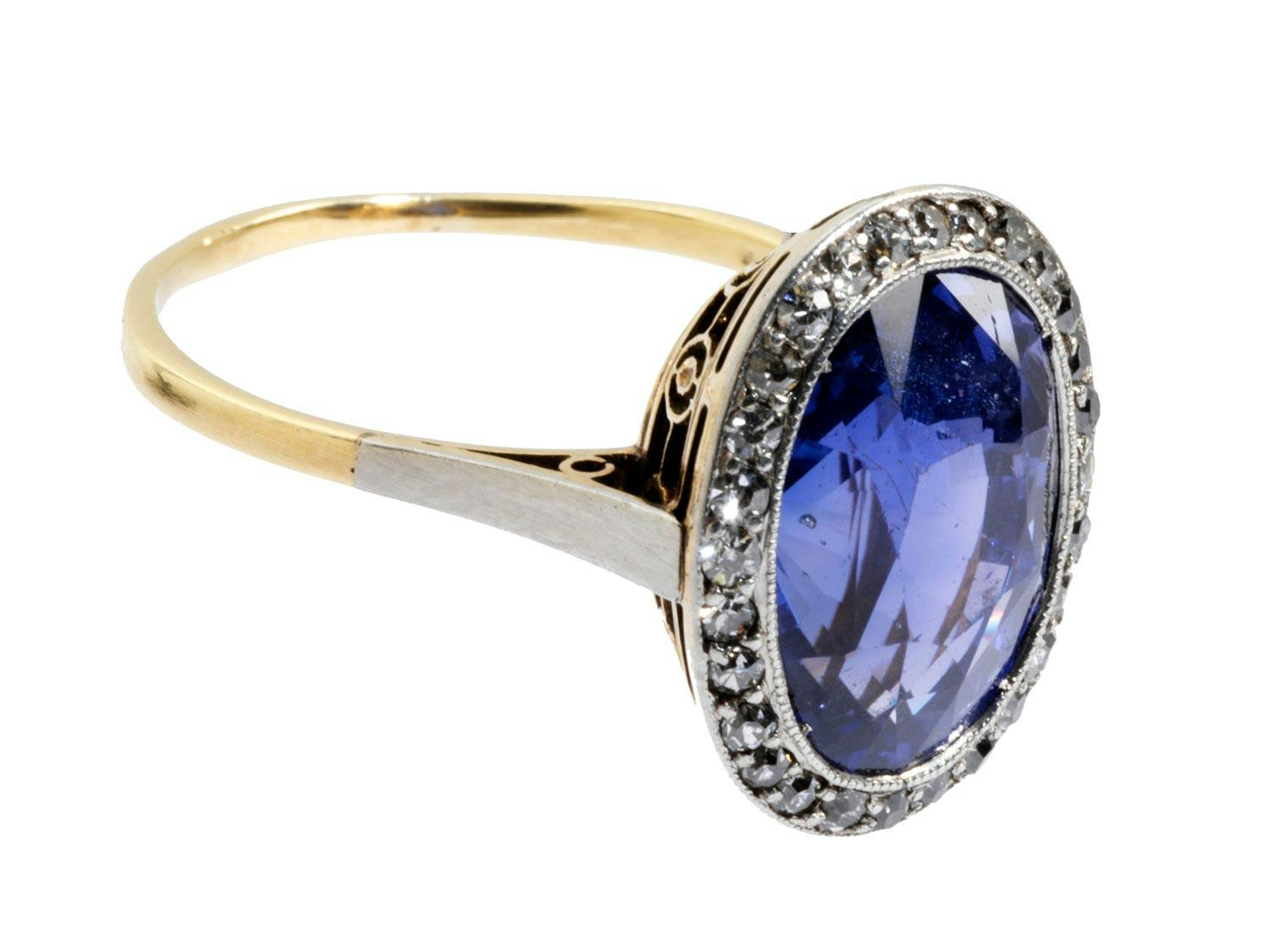 Detailabbildung: Natürlicher Ceylon-Saphir-Diamantring