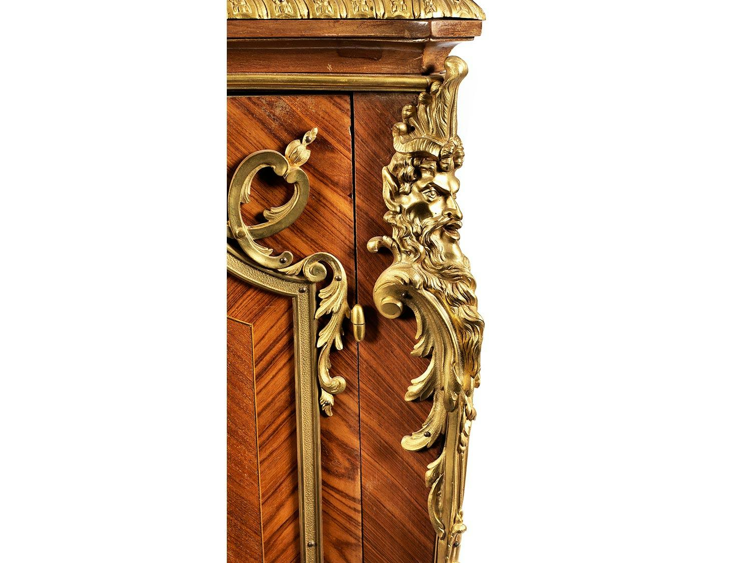 Detailabbildung: Halbschrank im Louis XV-Stil