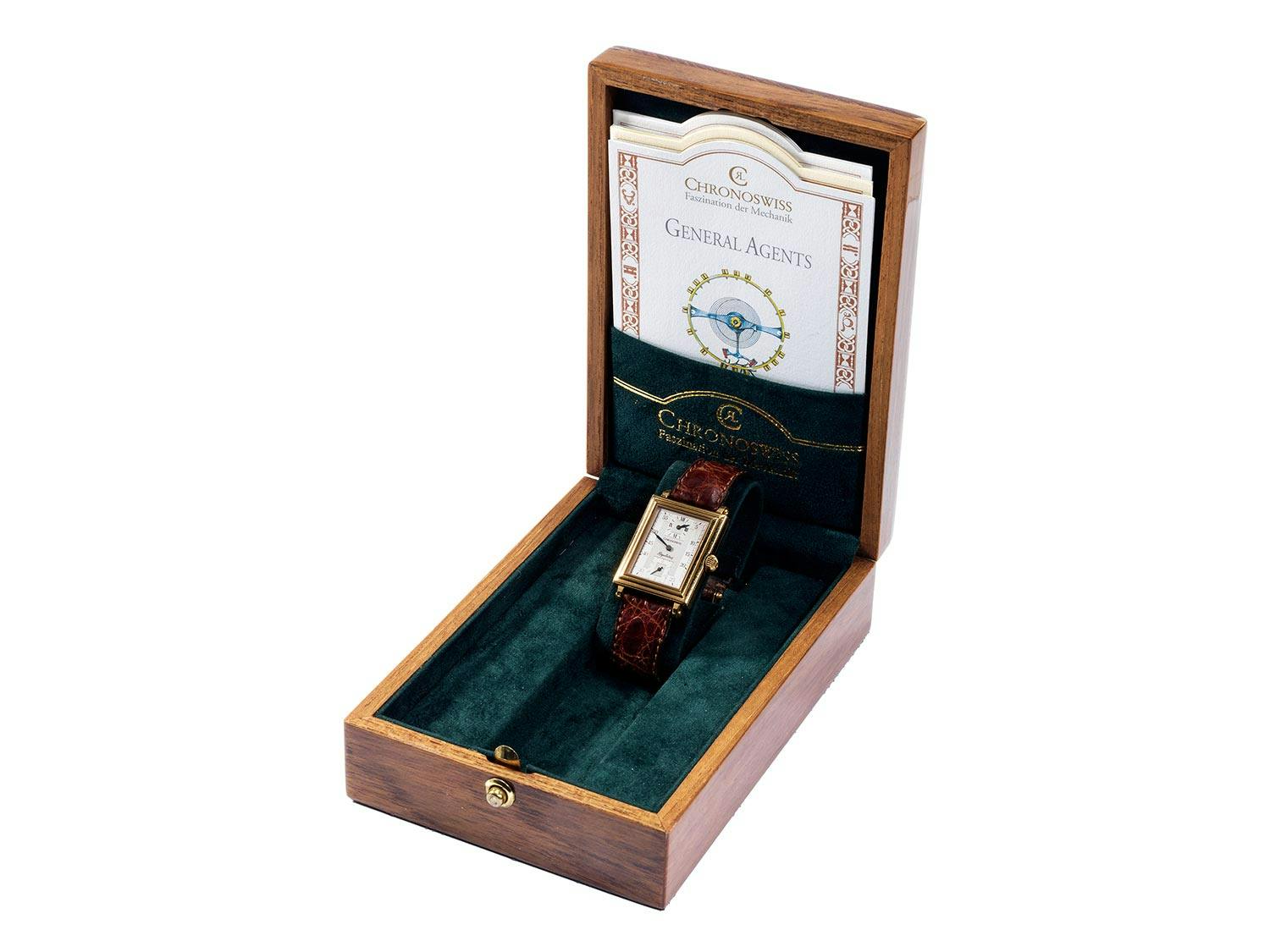 Detailabbildung: Roségoldener Chronoswiss „Rectangular Regulator“