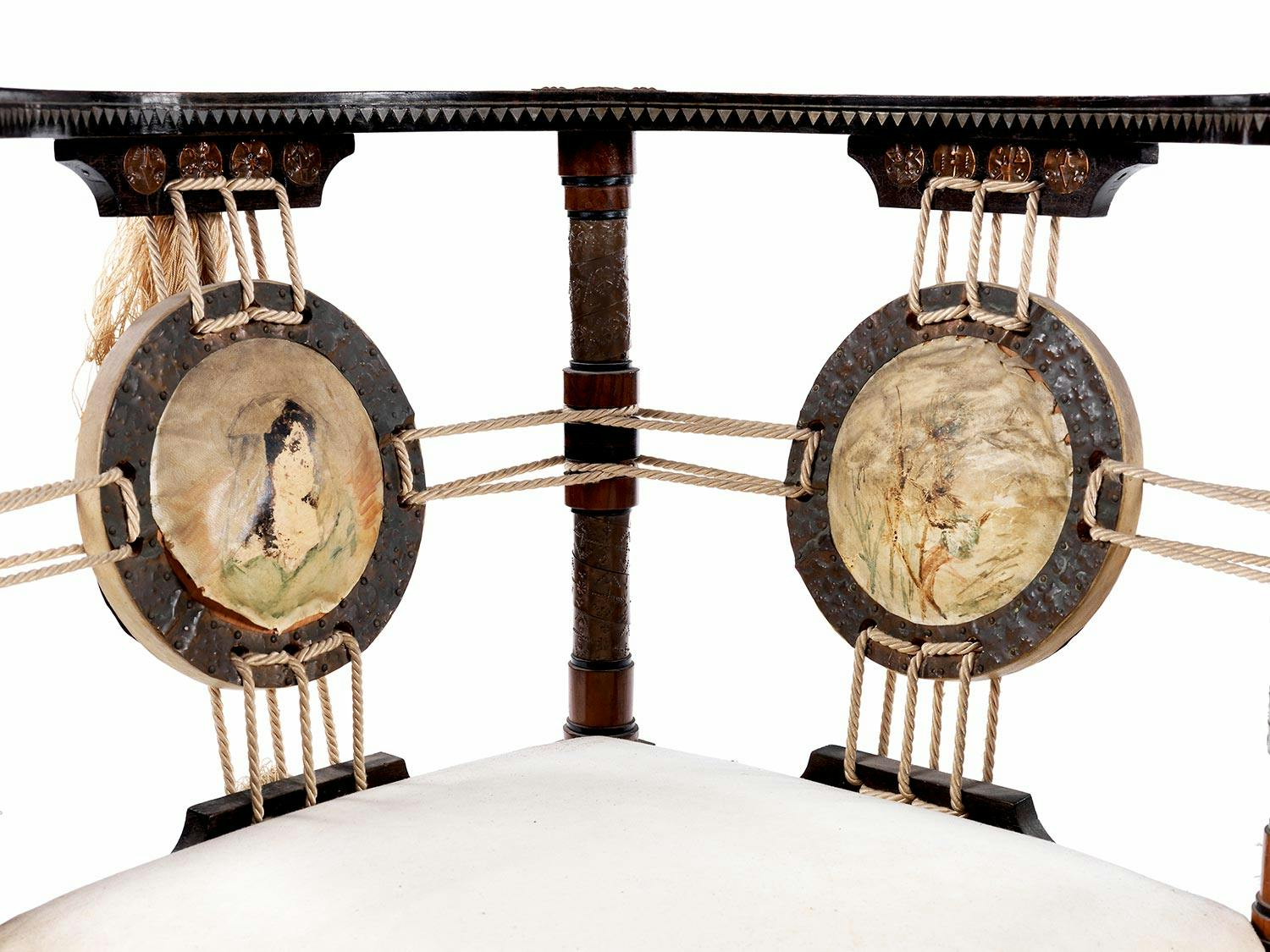 Detailabbildung: Carlo Bugatti Eckstühle