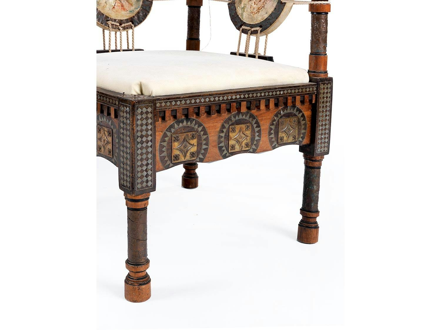 Detailabbildung: Carlo Bugatti Eckstühle