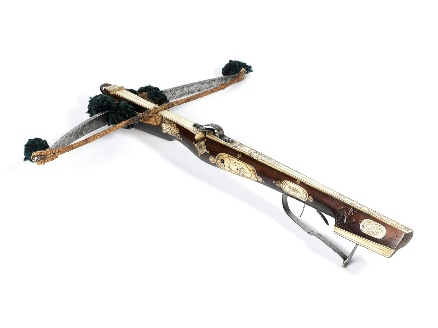 Armbrust mit Vogeldekor