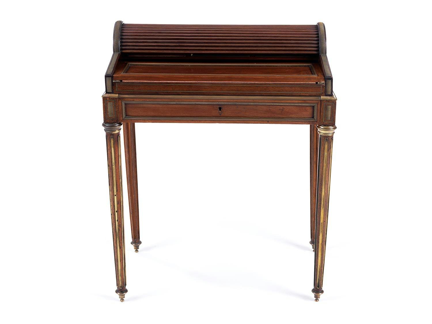 Detailabbildung: Rollsekretär im Empire-Stil