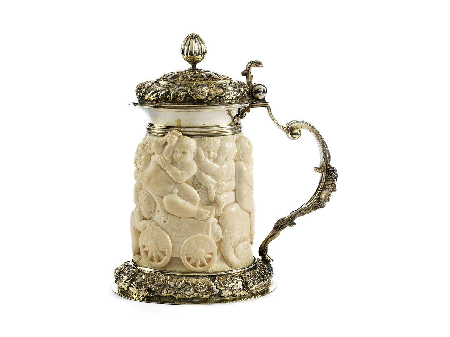 Humpen mit Kinderbacchanal