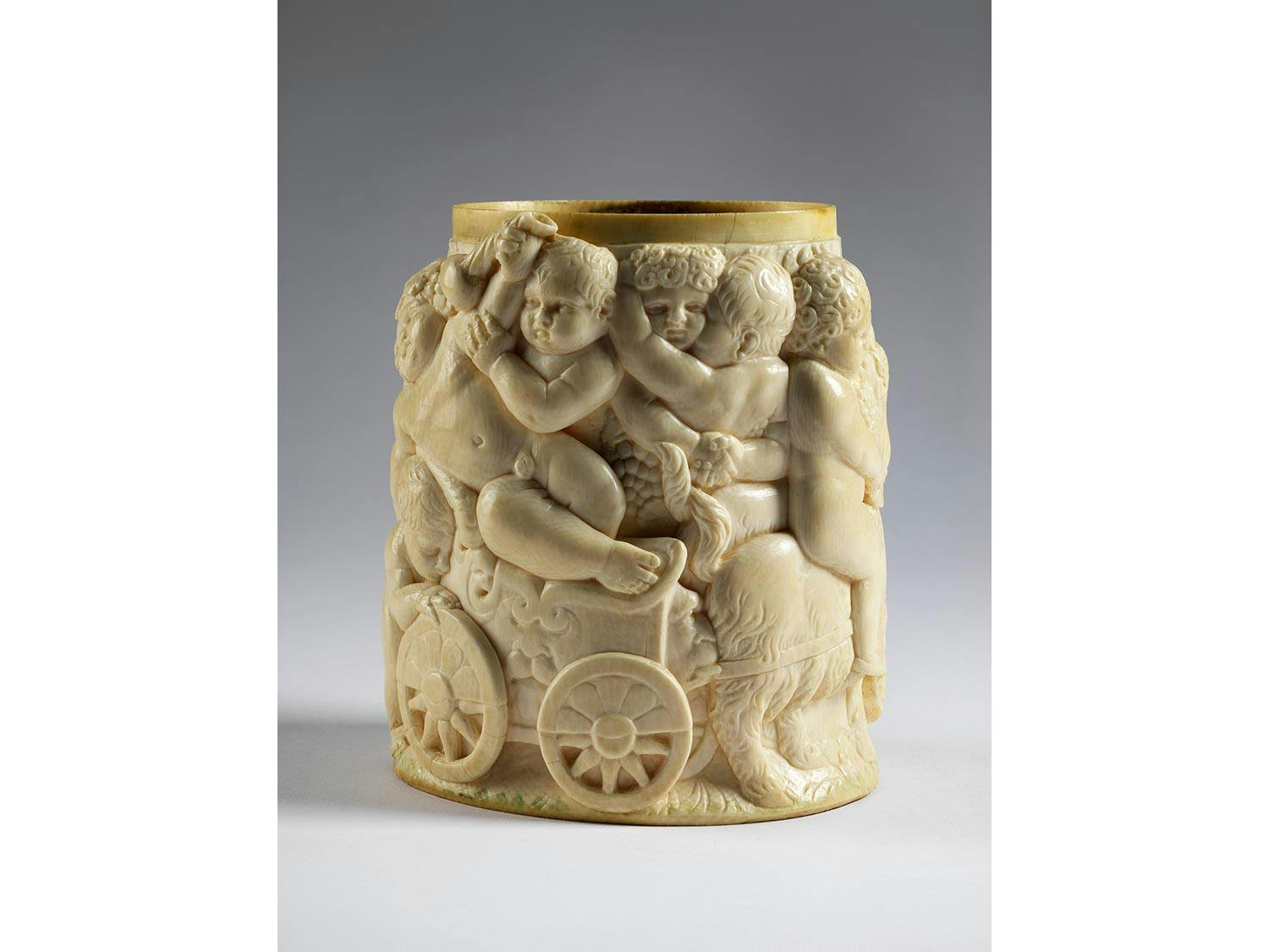 Detailabbildung: Humpen mit Kinderbacchanal