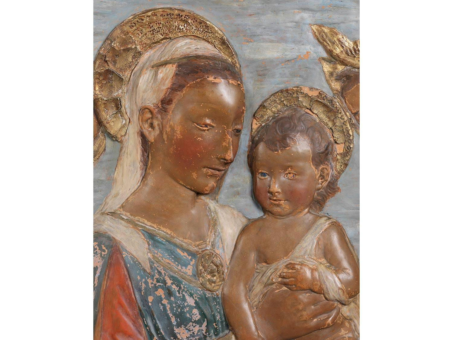 Detailabbildung: Große Ädikula mit Relief – Madonna mit Kind